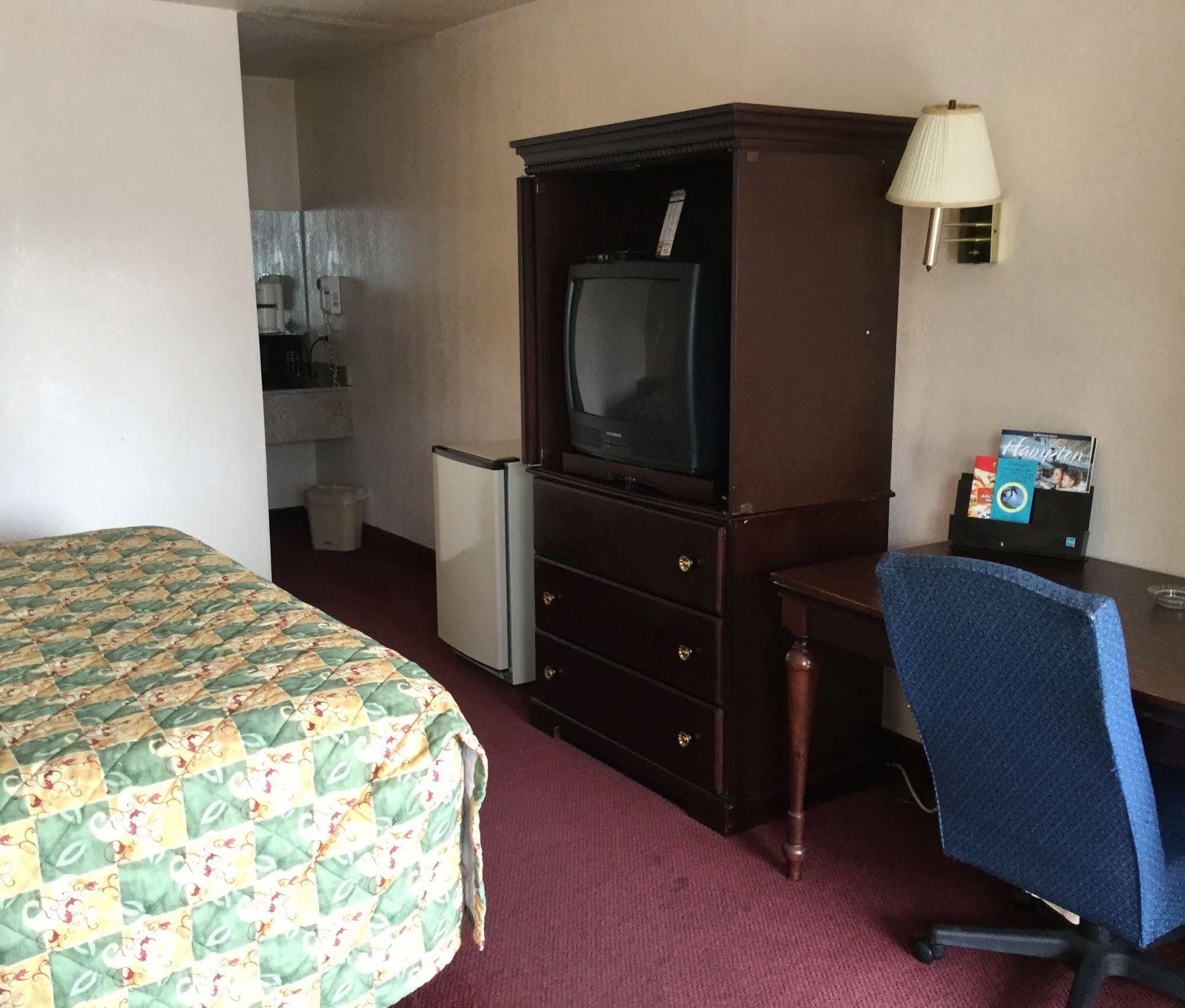 Belmont Inn And Suites Hampton Ngoại thất bức ảnh